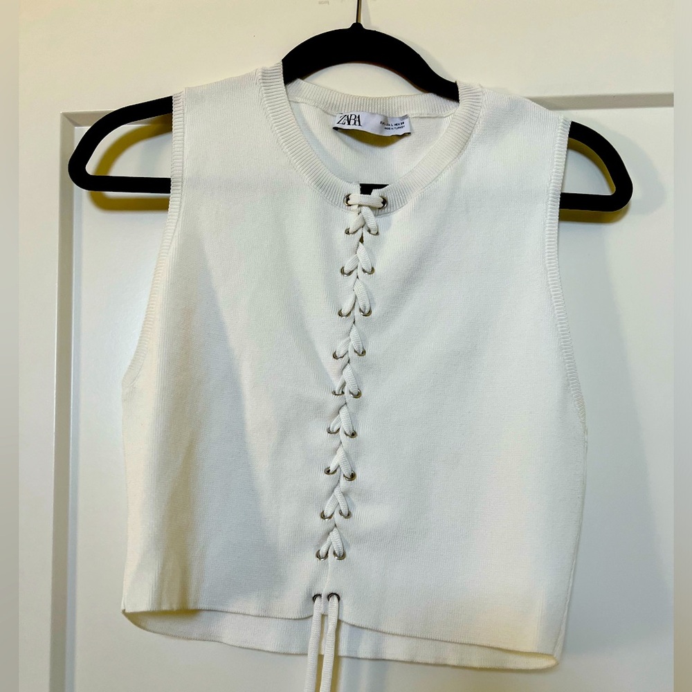 White lace up top